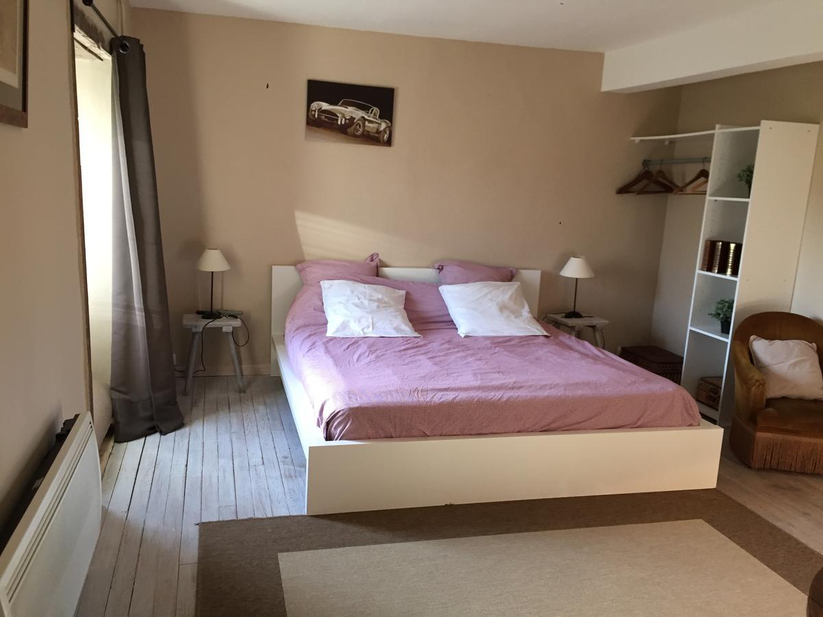 Etang Fleuri Bed and Breakfast Cahagnes Esterno foto