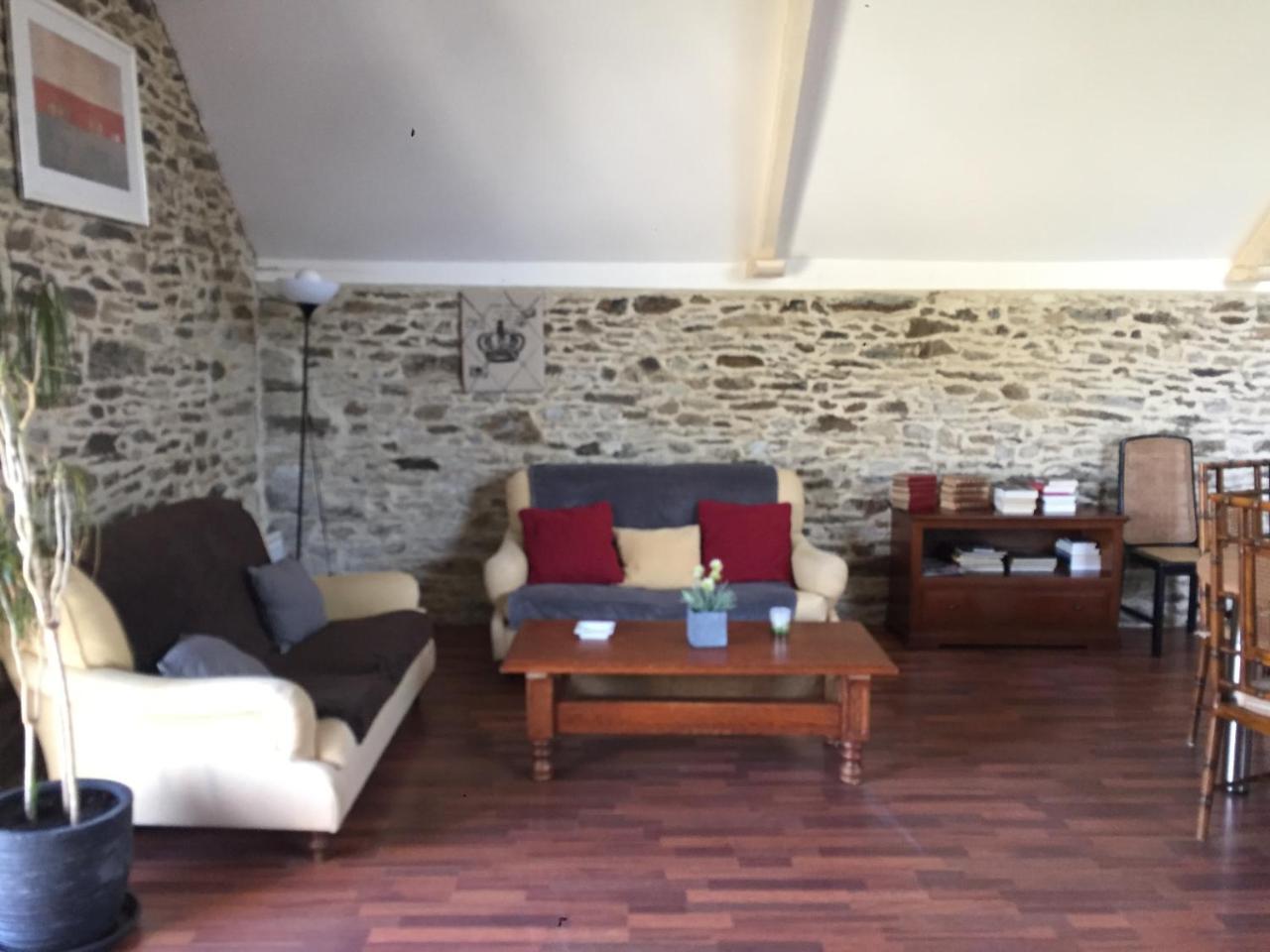 Etang Fleuri Bed and Breakfast Cahagnes Esterno foto