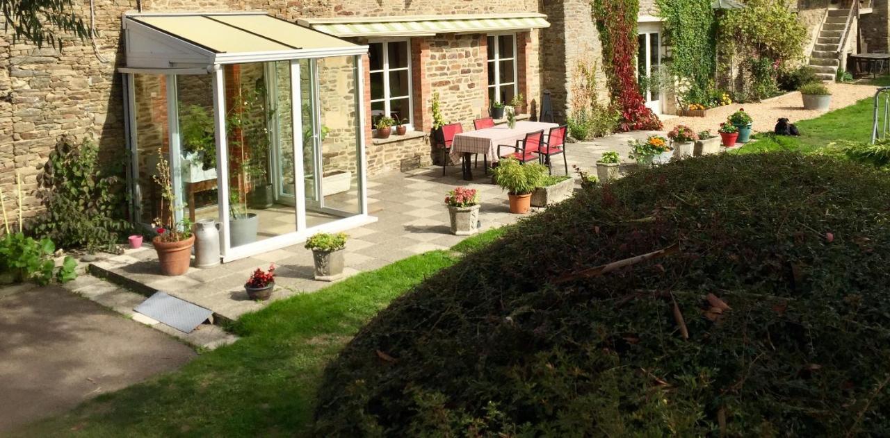 Etang Fleuri Bed and Breakfast Cahagnes Esterno foto